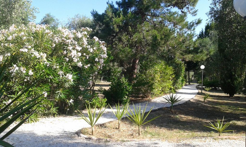 Casa Masseria Le Ville Peschici Exteriör bild